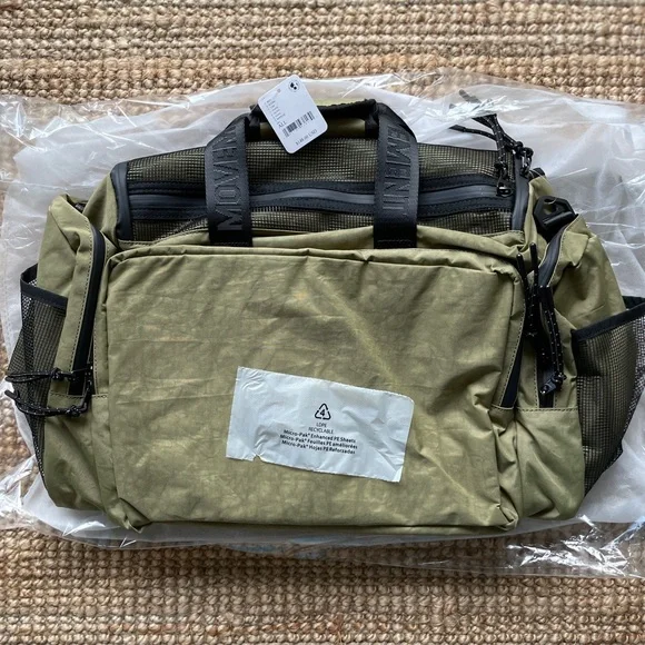 NEW Free People FP Movement Rover Recycled Nylon Weekender Bag In Olive - Picture 10 of 14